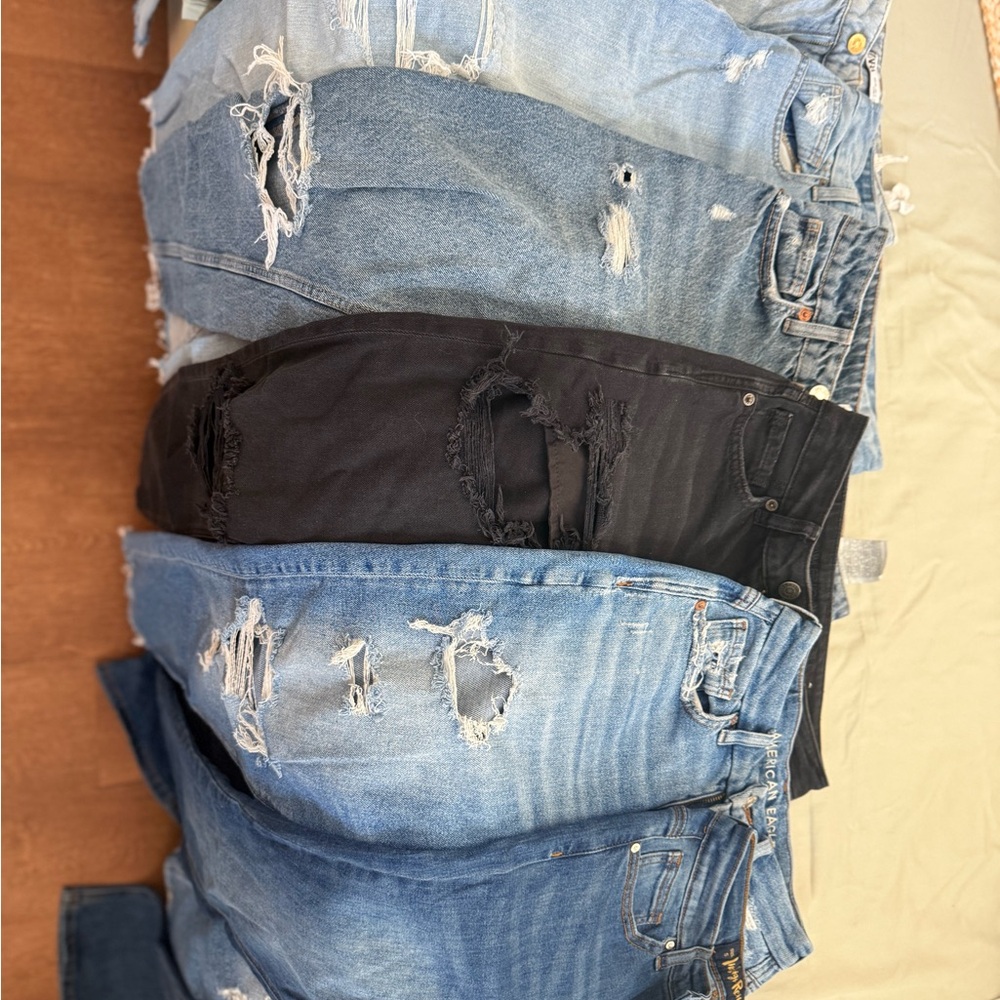 American Eagle Outfitters Ripped Jeans - Black and Blue